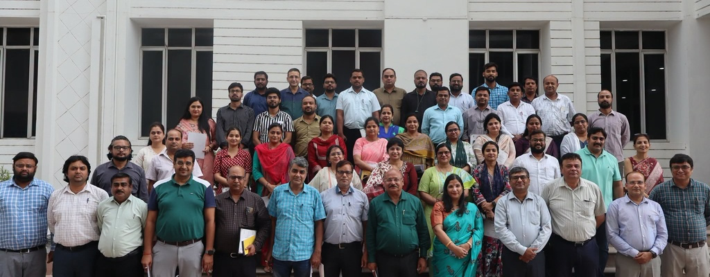 FDP on &ldquo;Leveraging Artificial Intelligence in Academia&rdquo; Successfully Concluded at SMS Varanasi